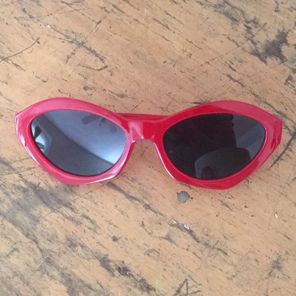 Parisian Style Red Sunglasses
